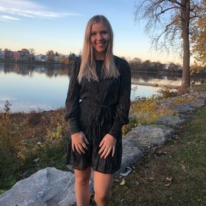 Meet your Posher, Aurelie